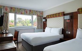 Glasgow Pond Hotel 3*